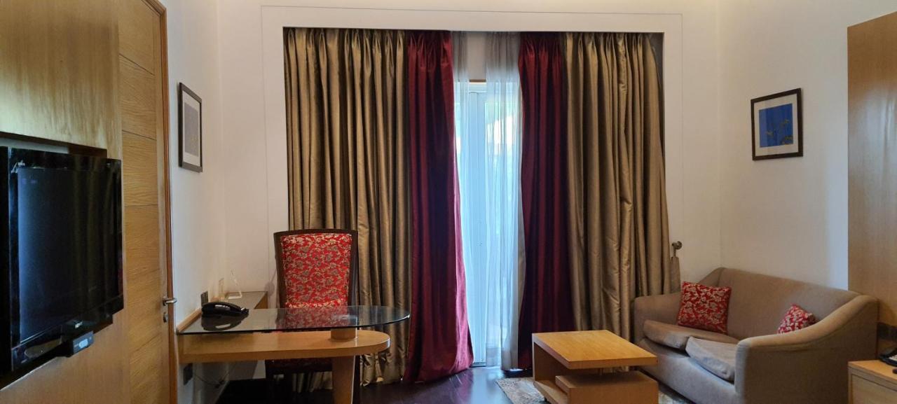 Hotel The Umrao à New Delhi Extérieur photo