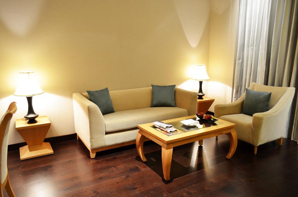 Hotel The Umrao à New Delhi Extérieur photo