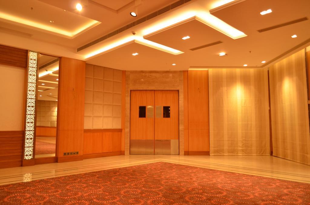 Hotel The Umrao à New Delhi Extérieur photo