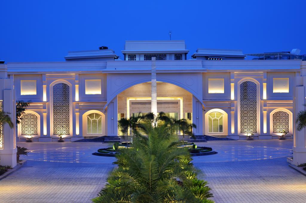 Hotel The Umrao à New Delhi Extérieur photo