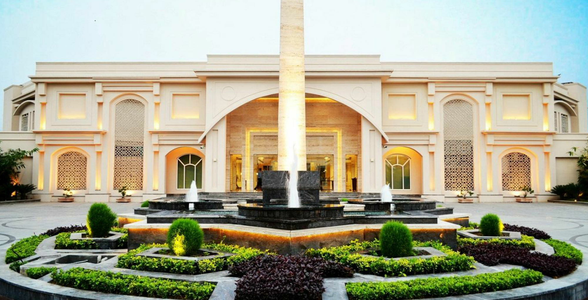 Hotel The Umrao à New Delhi Extérieur photo